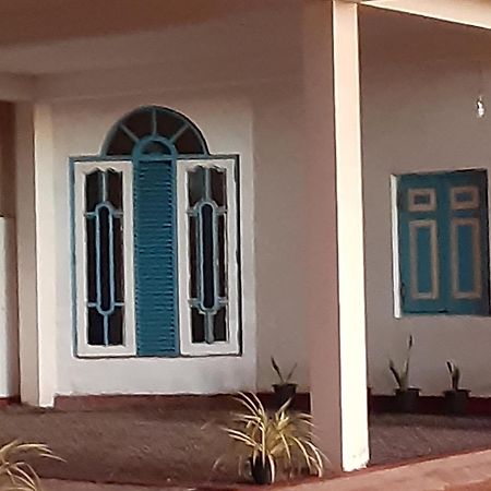 Villa Whispering Shells Kalutara Exterior photo