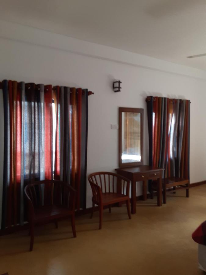 Villa Whispering Shells Kalutara Exterior photo